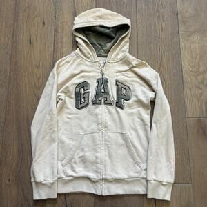 Rare early 2000s gap camo zip up